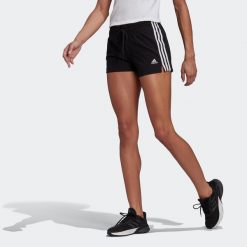 Szorty Essentials Slim 3-Stripes. Białe szorty adidas, bez wzorów, sportowe. Za 111.00 zł.