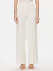 Maryley Spodnie materiałowe 24EB515/43VA Beżowy Relaxed Fit. Brązowe spodnie materiałowe Maryley, bez wzorów, z materiału. Za 99.99 zł.