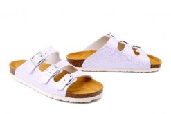 DR. BRINKMANN 700882-42 rosa, klapki damskie. Czerwone klapki Dr. Brinkmann, bez wzorów, bez obcasa, na koturnie, bez zapięcia. Za 174.90 zł.