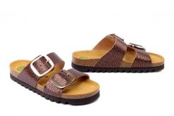 DR. BRINKMANN 700910-23 bronze, klapki damskie. Brązowe klapki Dr. Brinkmann, bez wzorów, ze skóry, bez obcasa, bez zapięcia. Za 329.90 zł.