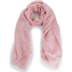 Szal CALVIN KLEIN - Sparkling Scarf K60K604908 Pastel Pink 639. Szaliki i kominy marki Calvin Klein Jeans. Za 279.00 zł.