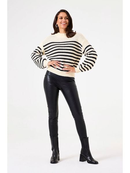 Garcia Legginsy w kolorze czarnym rozmiar: XL. Czarne legginsy Garcia, bez wzorów, ze skóry. Za 220.12 zł.