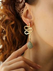 L'Atelier de Gaia Pozłacane kolczyki-wkrętki z akwamarynami rozmiar: onesize. Niebieskie kolczyki L'Atelier de Gaia, z akwamarynem, pozłacane. Za 101.23 zł.