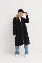 WEŁNIANY PŁASZCZ COMO CZARNY L - Flawless. Czarne płaszcze Flawless, l, bez wzorów, z acetatu, eleganckie, z kapturem. Za 1,096.50 zł.