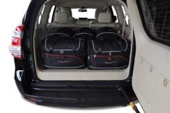 Torby Do Bagażnika Toyota Land Cruiser 5 Mpv 2010-2017 5Szt Kjust. Czarne torby podróżne KJUST, bez wzorów, z kauczuku. Za 1,524.00 zł.