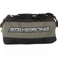 Torba sportowa Stay Strong Icon Duffle. Czarne torby sportowe STAY STRONG, bez wzorów, z tkaniny, na ramię. Za 180.00 zł.