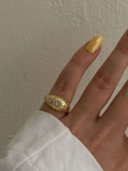 Lodie Silver Pierścionek z cyrkoniami rozmiar: onesize. Szare pierścionki Lodie Silver, z cyrkonią, z mosiądzu. Za 34.99 zł.