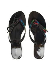 Melissa Japonki Melissa Harmonic M Lover Ad 35797 Czarny. Czarne japonki Melissa, bez wzorów, z tworzywa sztucznego. Za 199.99 zł.