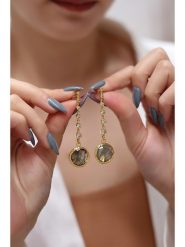 Pierres delicates Pozłacane kolczyki z labradorytami i cyrkoniami rozmiar: onesize. Szare kolczyki Pierres delicates, z cyrkonią, pozłacane. Za 78.66 zł.