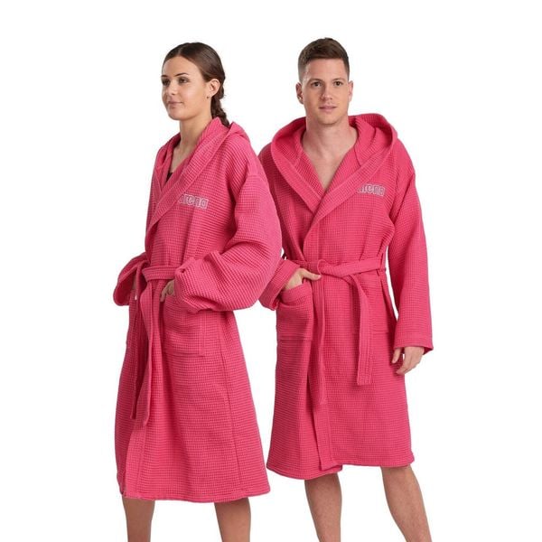 Szlafrok kąpielowy na basen po treningu unisex Arena Hooded Robe. Czerwone szlafroki damskie Arena, bez wzorów, bez ramiączek. Za 199.99 zł.
