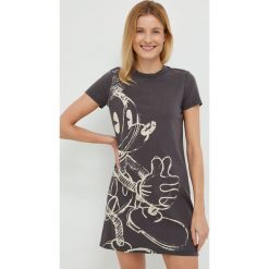 Desigual sukienka bawełniana kolor szary mini rozkloszowana. Fioletowe sukienki Desigual, m, bez wzorów, z bawełny, bez kołnierzyka, bez ramiączek, mini, rozkloszowane. W wyprzedaży za 234.99 zł.
