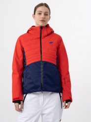 4F Kurtka narciarska 4FAW23TTJAF339 Czerwony Slim Fit. Czerwone kurtki narciarskie 4f, na zimę, m, bez wzorów, z syntetyku, bez kaptura, narciarskie. Za 959.99 zł.