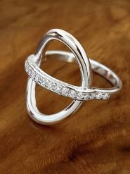 Eclat d'Argent Srebrny pierścionek z cyrkoniami rozmiar: 58. Szare pierścionki Eclat d'Argent, z cyrkonią, srebrne. Za 175.95 zł.