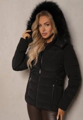 Czarna Taliowana Kurtka z Pikowanym Przeszyciem i Kapturem z Futerkiem Sagiola. Czarne kurtki Renee, l, bez wzorów, z jeansu, eleganckie. W wyprzedaży za 146.99 zł.