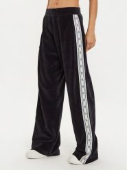 Hugo Spodnie dresowe 50522807 Czarny Regular Fit. Czarne spodnie dresowe Hugo, bez wzorów, z bawełny. Za 399.99 zł.
