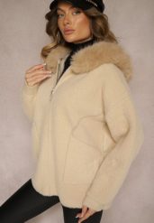 Beżowa Bluza z Wełną z Kapturem i Kieszeniami Ozdobiona Futerkiem Siliti. Brązowe bluzy Renee, na zimę, l, bez wzorów, z jeansu, eleganckie, bez ramiączek, z kapturem. W wyprzedaży za 155.99 zł.