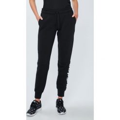 Adidas Performance - Spodnie Ess Lin. Spodnie dresowe marki adidas Performance. Za 169.90 zł.