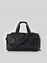 4F Torba sportowa (ok. 31 L) - czarna Uniwersalny. Czarne torby sportowe 4f, bez wzorów, z materiału, na ramię, duże. Za 179.99 zł.