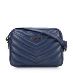 Damska listonoszka skórzana z ukośnym pikowaniem. Czarne listonoszki Wittchen, bez wzorów, ze skóry, eleganckie, pikowane, bez dodatków. Za 459.90 zł.