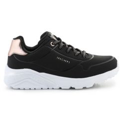 Buty Skechers Uno Lite Metallic Mode 310384L-BLK czarne. Czarne buty treningowe bez wzorów, bez zapięcia. Za 316.64 zł.