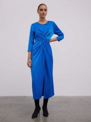 BGN Sukienka w kolorze niebieskim rozmiar: 38. Niebieskie sukienki BGN, na co dzień, bez wzorów, bez kołnierzyka, bez ramiączek, maxi, proste. Za 166.10 zł.