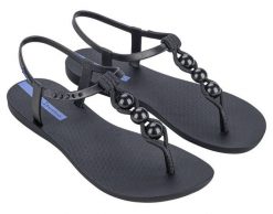 Sandały damskie Ipanema Class Conecta czarne. Czarne sandały Ipanema, z aplikacjami, z materiału, eleganckie, bez obcasa, bez zapięcia. Za 79.00 zł.
