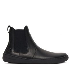Sztyblety Vivo Barefoot. Czarne botki Vivo Barefoot, bez wzorów, bez obcasa, na płaskiej podeszwie, bez zapięcia. Za 789.99 zł.