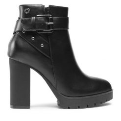 Botki Refresh. Czarne botki Refresh, bez wzorów, bez obcasa, na słupku, bez zapięcia. Za 179.99 zł.