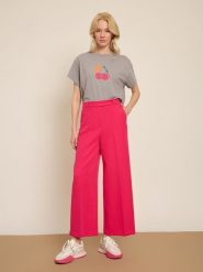 BGN Spodnie w kolorze różowym rozmiar: 36. Różowe spodnie materiałowe BGN, bez wzorów, z materiału. Za 121.99 zł.