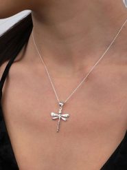 Lodie Silver Srebrny naszyjnik z zawieszką - dł. 42 cm rozmiar: onesize. Szare naszyjniki Lodie Silver, z materiału, srebrne. Za 101.23 zł.