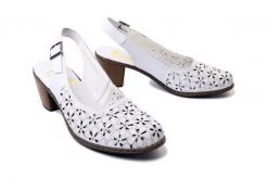 RIEKER 40981-80 white, czółenka damskie. Białe czółenka Rieker, na lato, bez wzorów, bez obcasa, na obcasie, bez zapięcia. Za 239.93 zł.