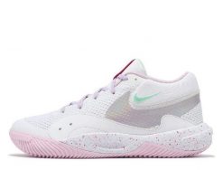 Buty halowe Nike Hyperquick SE. Białe buty treningowe Nike, bez wzorów, z gumy, bez zapięcia, do siatkówki, nike court. Za 432.50 zł.