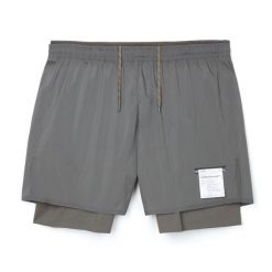Szorty Satisfy CoffeeThermal™. Szare szorty sportowe SATISFY, bez wzorów, z materiału, do biegania. Za 931.00 zł.