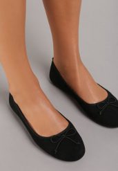 Czarne Balerinki Sthugnaela. Czarne baleriny Renee, bez wzorów, eleganckie, bez obcasa, na płaskiej podeszwie, bez zapięcia. Za 44.99 zł.