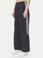 Adidas Spodnie dresowe adicolor Teamgeist JD0256 Czarny Oversize. Czarne spodnie dresowe adidas, bez wzorów, z dresówki. Za 259.99 zł.