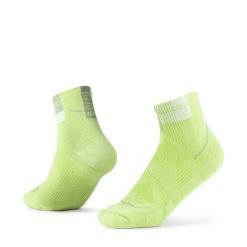 Skarpety BUFF CoolNet Quarter. Żółte skarpetki Buff, z aplikacjami, z elastanu. Za 109.99 zł.
