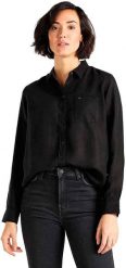 LEE ONE POCKET SHIRT RELAXED FIT KOSZULA DAMSKA BLACK L45TAB01 112110501. Czarne koszule Lee, l, bez wzorów, bez kołnierzyka, bez ramiączek. Za 129.99 zł.