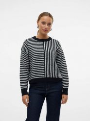 Vero Moda Sweter w kolorze czarnym rozmiar: L. Czarne swetry Vero Moda, l, bez wzorów, bez ramiączek. Za 83.62 zł.