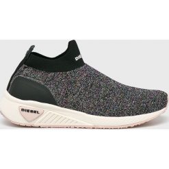 Diesel - Buty. Szare buty sportowe lifestyle Diesel, bez wzorów, z gumy, sportowe, z okrągłym noskiem, bez zapięcia. W wyprzedaży za 579.90 zł.