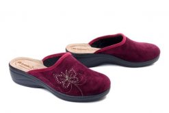 Inblu LY-119 066 śliwkowy, klapki damskie. Fioletowe klapki Inblu, bez wzorów, bez obcasa, na koturnie, bez zapięcia. Za 84.99 zł.