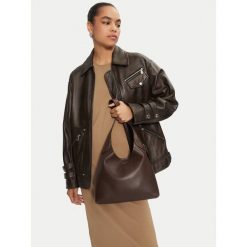 Torebka Coach. Brązowe torebki klasyczne Coach, bez wzorów, klasyczne, bez dodatków. Za 1,649.00 zł.