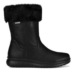 Botki Go Soft. Czarne botki GO SOFT, bez wzorów, bez obcasa, na płaskiej podeszwie, bez zapięcia. Za 183.99 zł.