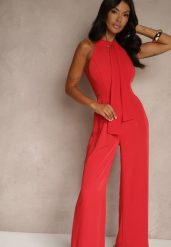 Czerwony Kombinezon Wide Leg z Ozdobnym Wiązaniem przy Szyi Silelia. Czerwone sukienki Renee, na co dzień, l, bez wzorów, eleganckie, bez kołnierzyka, bez ramiączek, kopertowe. W wyprzedaży za 111.99 zł.