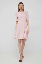 Dkny sukienka kolor różowy mini rozkloszowana. Czerwone sukienki DKNY, s, bez wzorów, z dzianiny, bez kołnierzyka, bez ramiączek, mini, rozkloszowane. Za 759.99 zł.