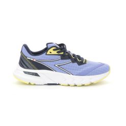 Buty do biegania dla kobiet Diadora Mythos Volo 2. Niebieskie buty do biegania Diadora, bez wzorów, bez zapięcia, do biegania. Za 574.45 zł.