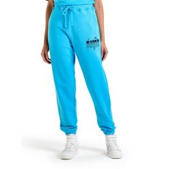Spodnie dresowe DIADORA PANT MANIFESTO. Czerwone spodnie dresowe Diadora, bez wzorów, z dresówki. Za 109.99 zł.