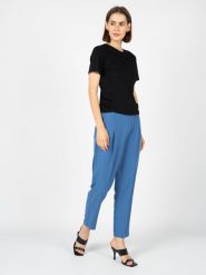 Silvian Heach T-Shirt | CVP23123TS | Kobieta | Czarny. Czarne t-shirty Silvian Heach, m, bez wzorów, z bawełny, bez kołnierzyka, bez ramiączek. W wyprzedaży za 149.00 zł.