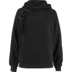 Bluza z kapturem i sznurowaniem bonprix czarny. Bluzy marki INOVIK. Za 69.99 zł.
