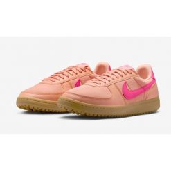 Buty Sportowe Damskie Nike Wmns Field General. Brązowe buty treningowe Nike, bez wzorów, bez zapięcia. Za 360.80 zł.