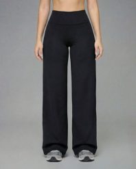 Legginsy Straight Softform™ - Czarny. Czarne legginsy JOY STUDIO, bez wzorów, z materiału, klasyczne, długie. Za 256.00 zł.